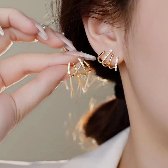 Elena | Elegant Spiral Earrings